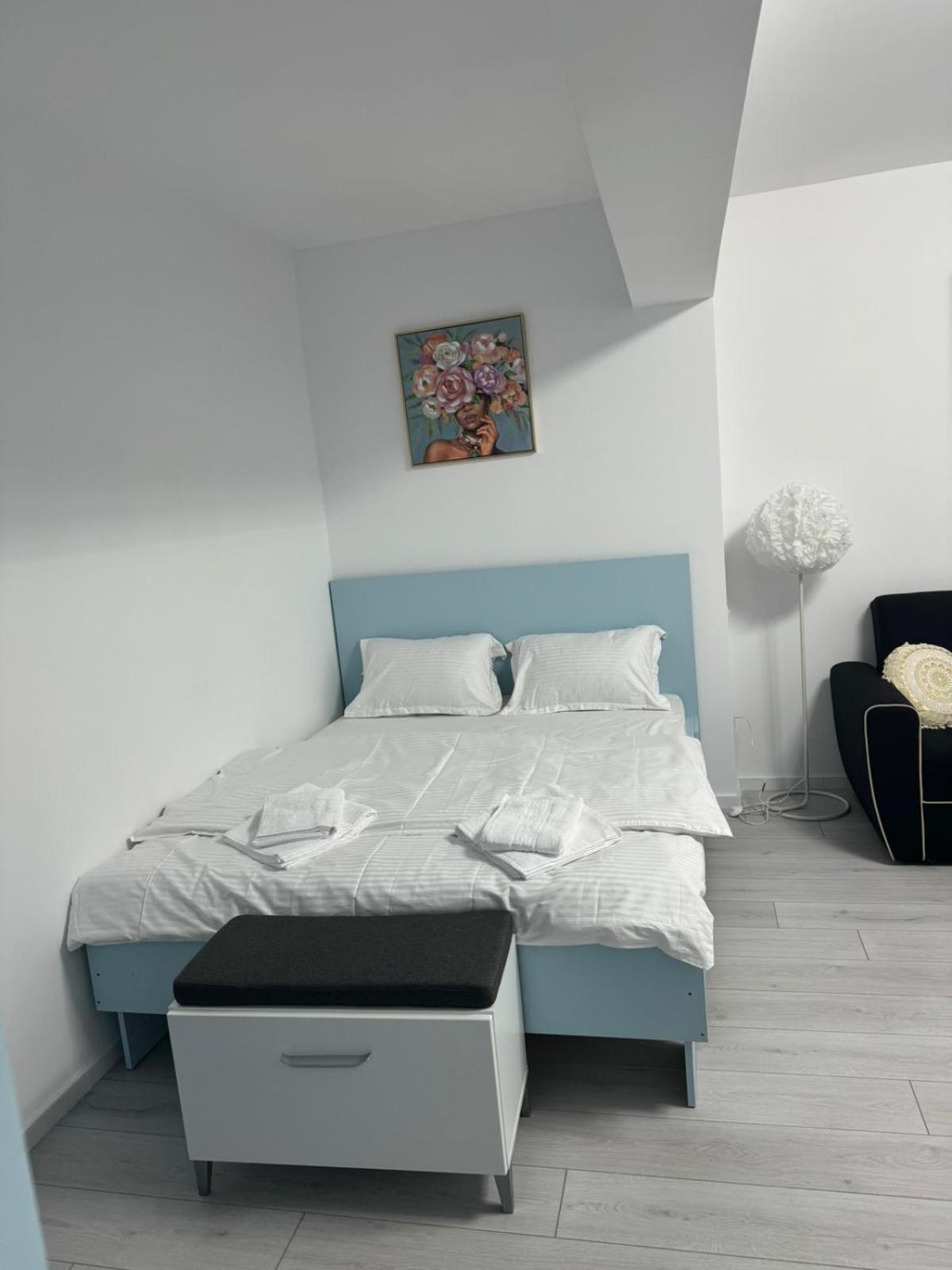 Appartamento The Moon View Bucarest Esterno foto